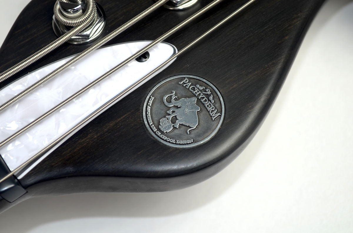 Sleek Bass
